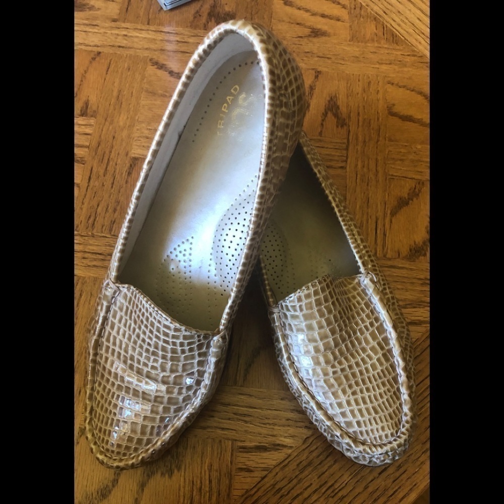 SAS Tripad Comfort Snake Print Loafer Size 9N Classic Comfort Casual Slip On - Picture 2 of 6